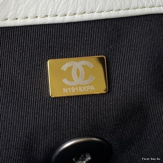 Firstbag Ru 19 CHANEL Handbag-26CM  0710